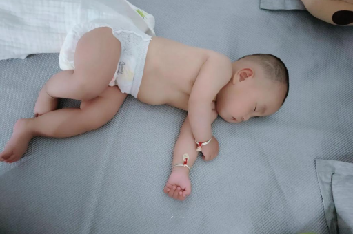 新安尿蛋白一个加号孕妇